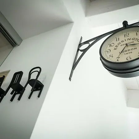 Attico 72 فندق مبيت وإفطار 4*